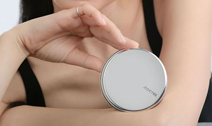 Silky Soft Powder Foundation - 3 Colors - #03 Medium - 10g
